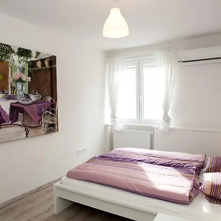 Appartamento Ilona 2 Bedrooms In The Center